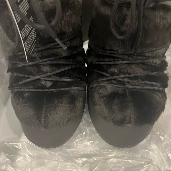 Moon Boot tall Icon black faux fur boots - Picture 9 of 14